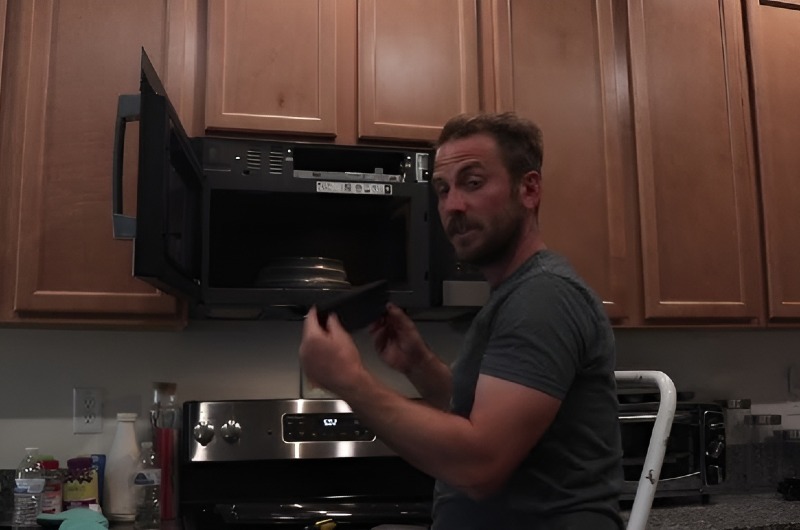 Buld-in Microwave Repair in Sacramento